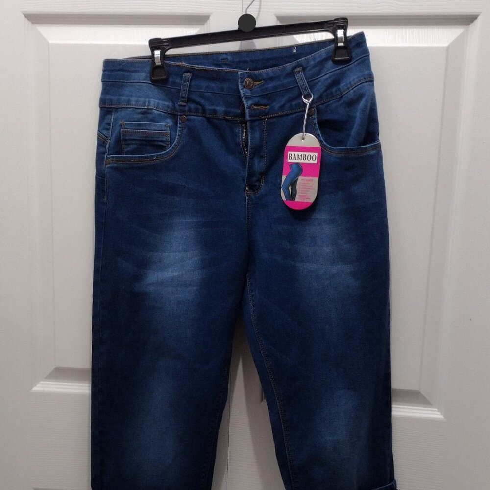 NWT Bamboo Dark Wash High Waist Capri Jeans – Size 16 - Picture 7 of 13